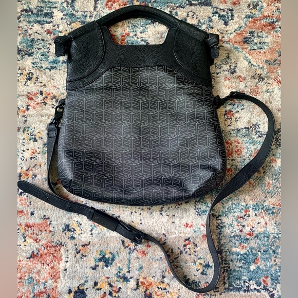 Foley Corinna bag FC Lady tote black like new logo vegan pvc leather - Picture 3 of 6